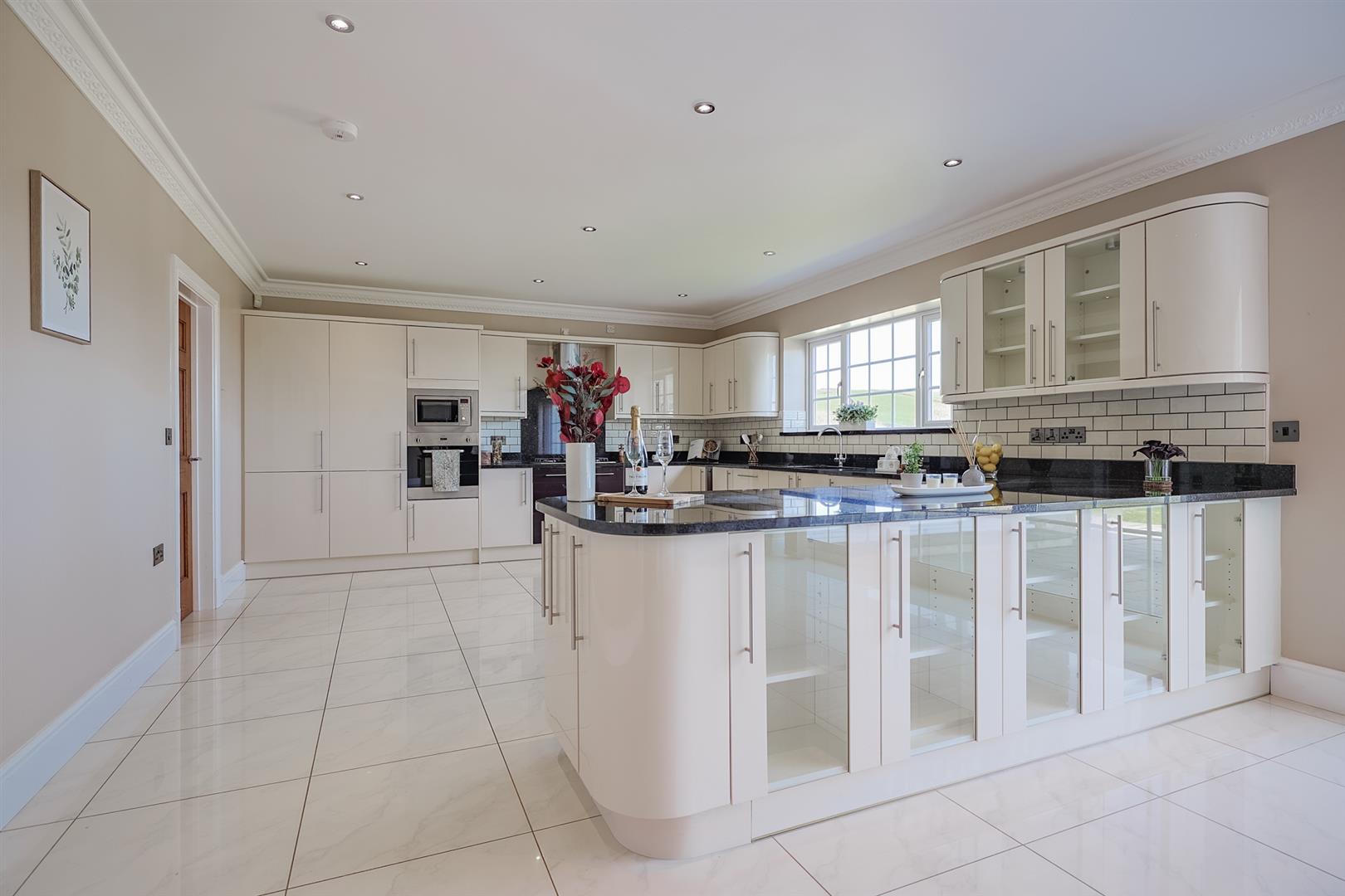 6 Clos Y Parc, Five Roads, Llanelli, SA15 5HB